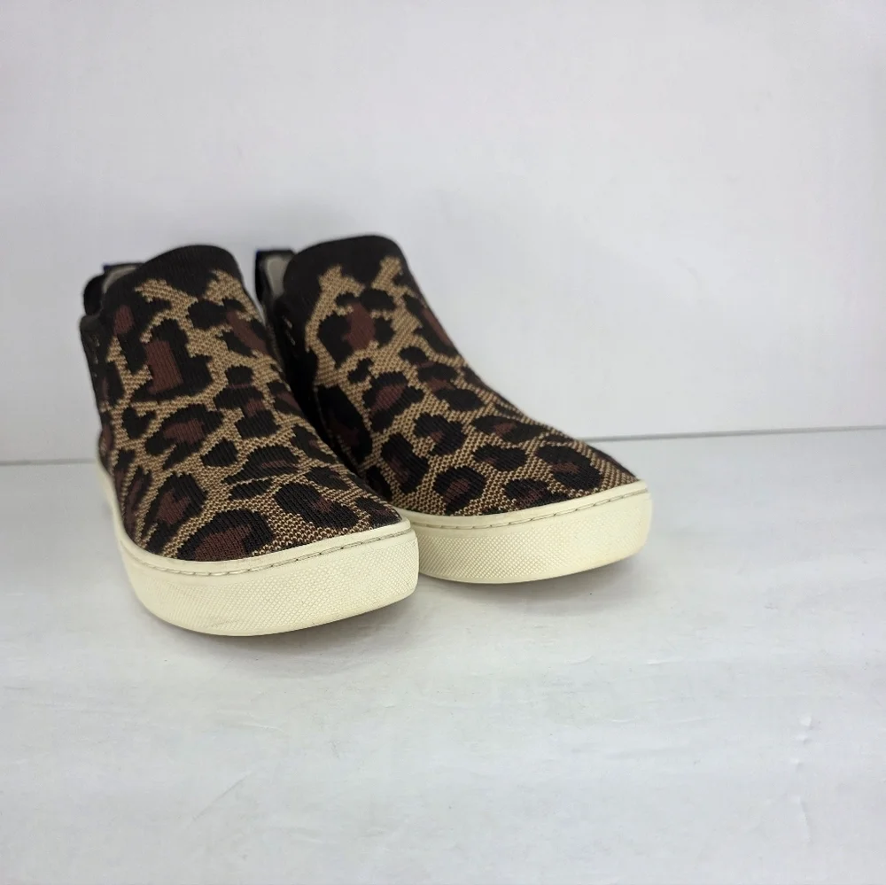 Rothy's The Chelsea Wildcat Ankle Boot Sneakers‎ Pull On Leopard Print Size 5